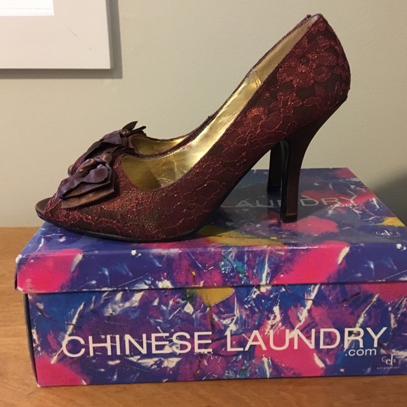 Chinese Laundry brown lace peep toe pumps - Picture 3 of 7